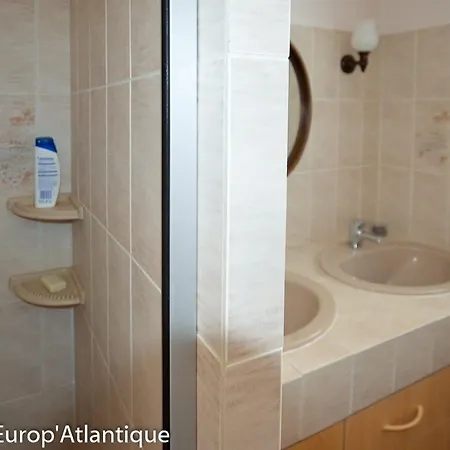 Сasa de vacaciones Indep. 3 Chambres, 7 Pers, Proche Plage, Animaux Admis, Parking - Fr-1-705-79