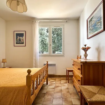 Villa indép. 3 chambres, 7 pers, proche plage, animaux admis, parking - FR-1-705-79